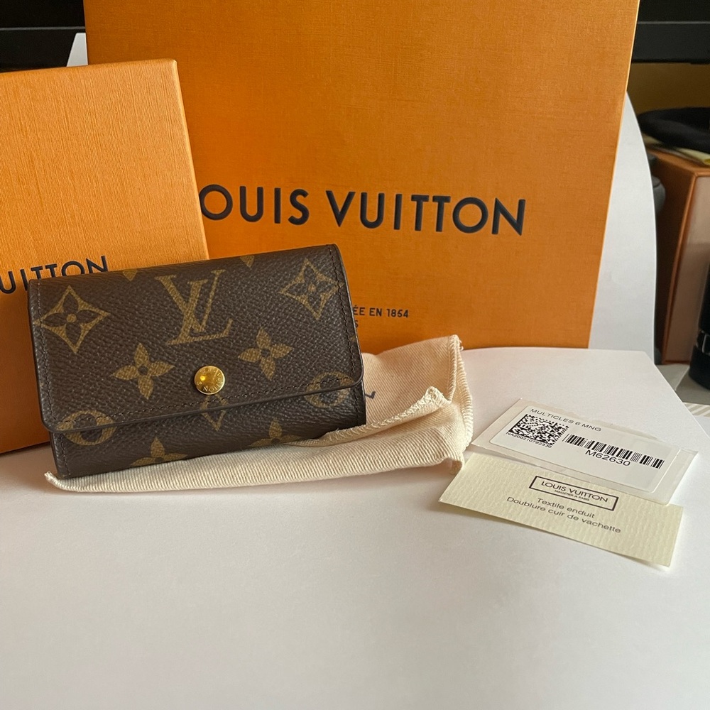 Louis Vuitton 6 Key holder in Monogram- Made in France